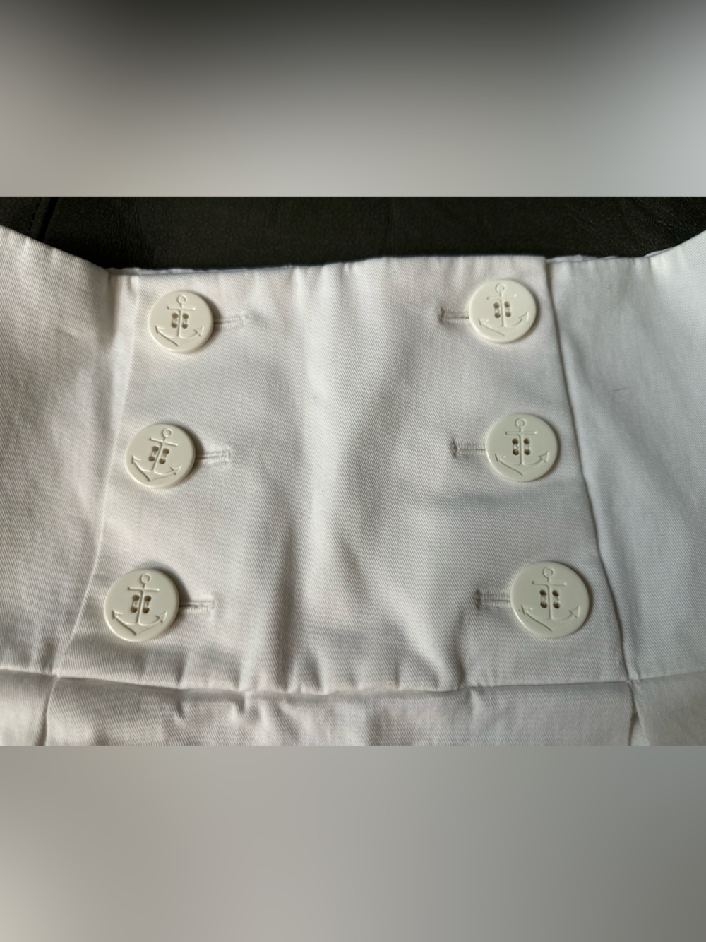 Red Valentino White Skirt with Nautical Buttons - Picture 4 of 10